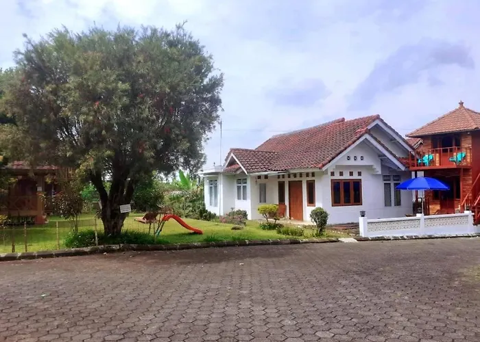 Villa Gazebo Galaxy Cianjur
